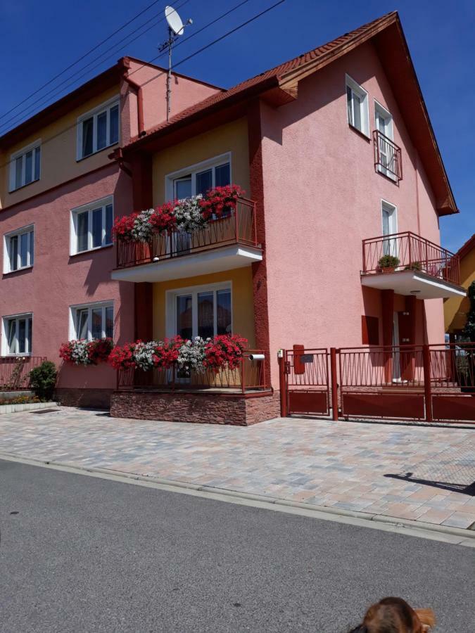 Apartmany Boss Liptovský Mikuláš Extérieur photo